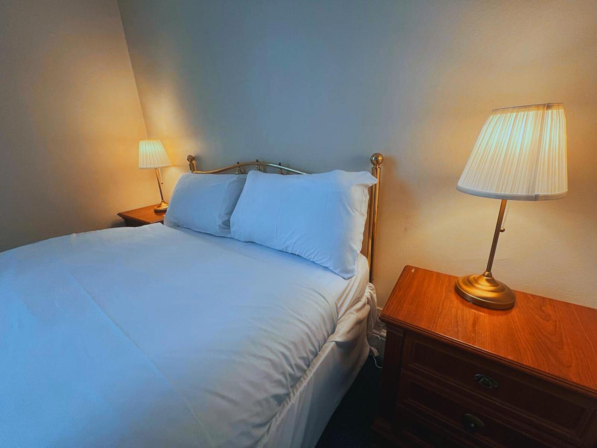 Helen'S Hotel Near Wembley Лондон Екстериор снимка