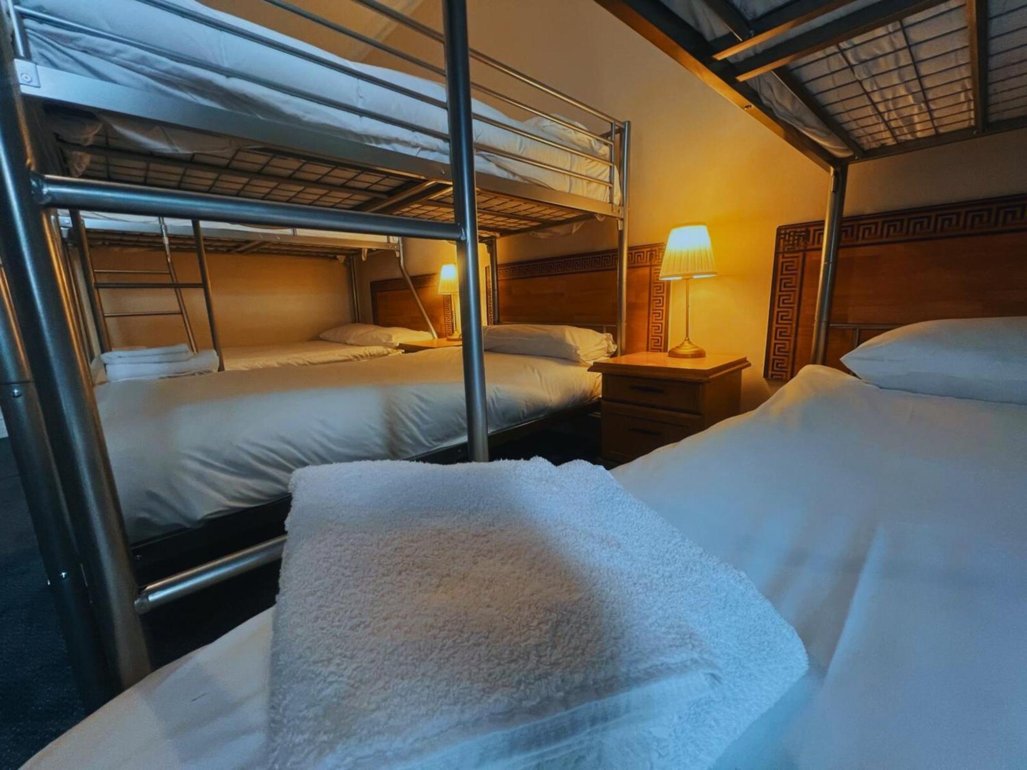 Helen'S Hotel Near Wembley Лондон Екстериор снимка